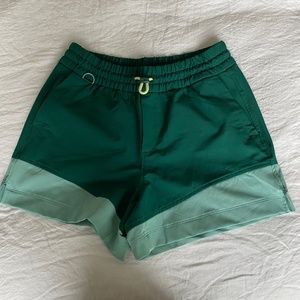 Old Navy Stretch Tech Colorblock Short Size S